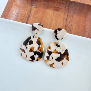 Penelope Earrings - Caramel Latte // Fall, Jewelry, Gifts